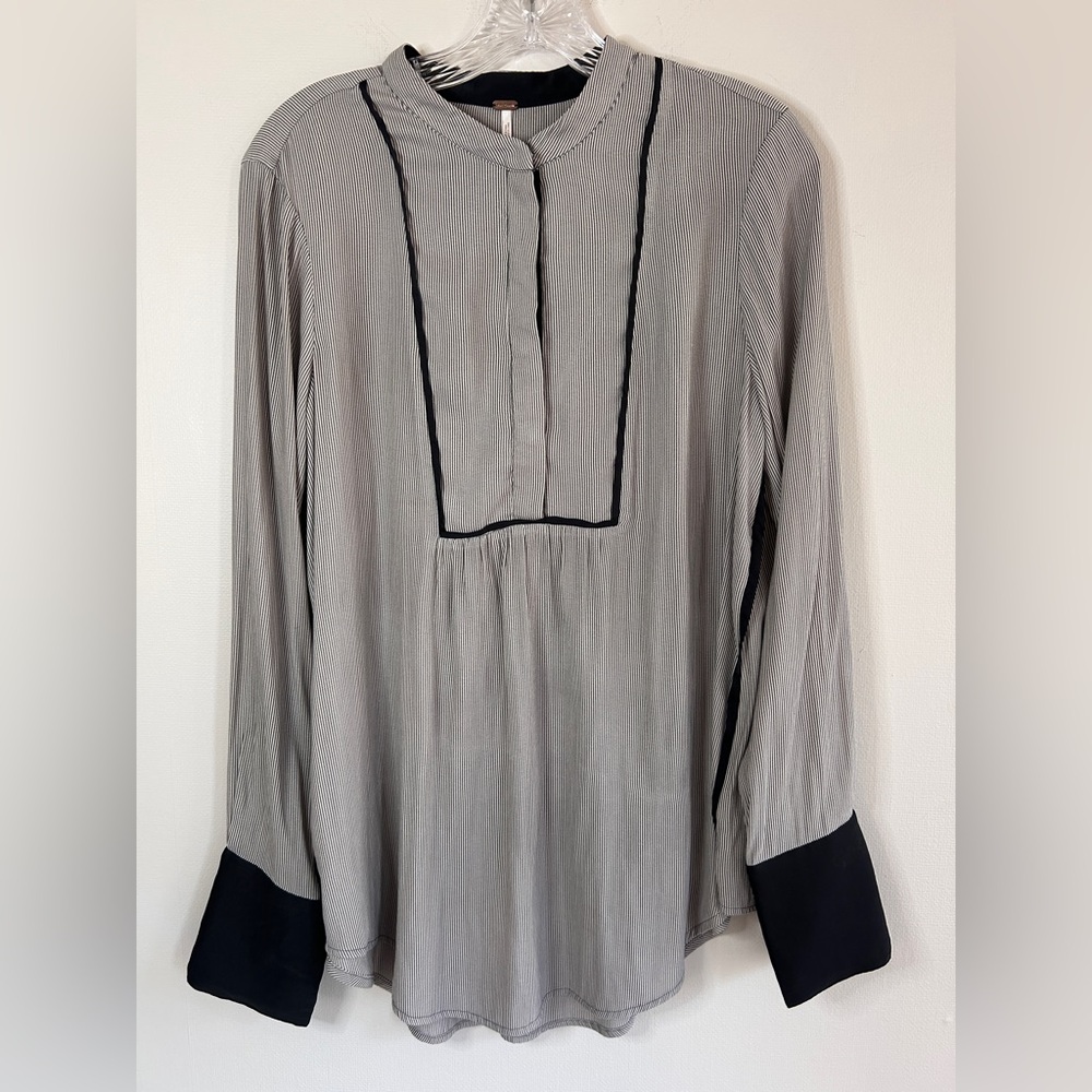 FREE PEOPLE Crepe Stripe Tunic Blouse Parisian Minimalist Capsule Boho | Size M - Picture 3 of 13